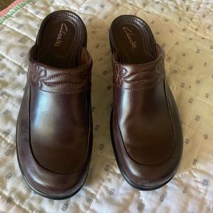 Clarks Leather Mules. Women’s size 8 . New never worn.